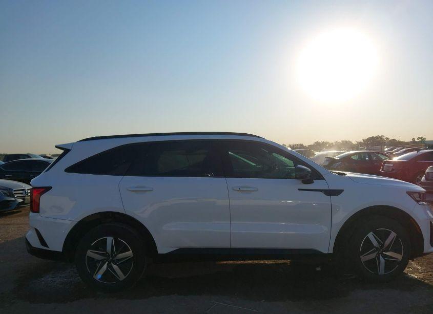 Photo 13 of 2021 Kia Sorento S (VIN 5XYRL4LC2MG050703)