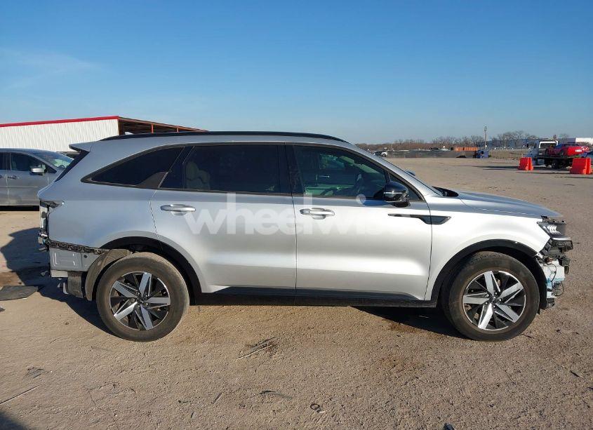 Photo 14 of 2022 Kia Sorento S (VIN 5XYRL4LC2NG150043)