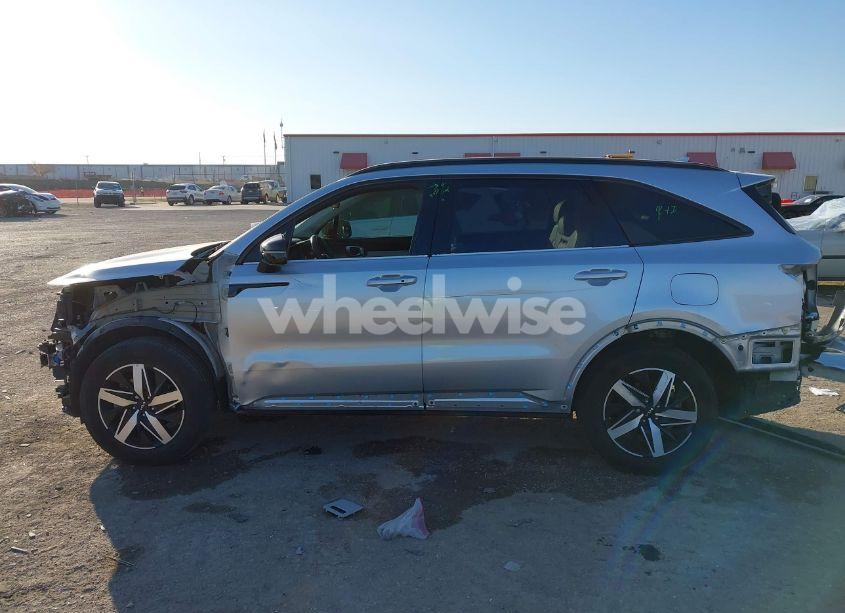 Photo 15 of 2022 Kia Sorento S (VIN 5XYRL4LC2NG150043)