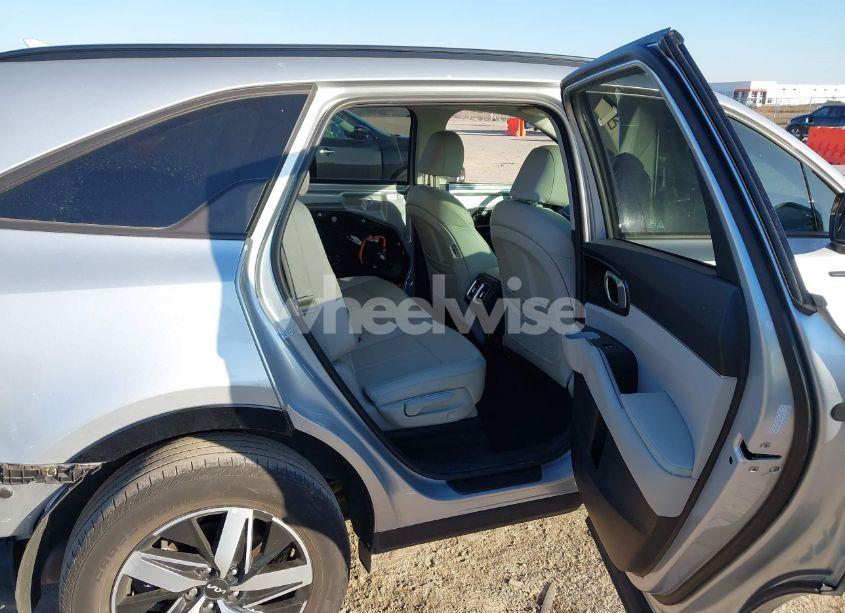 Photo 8 of 2022 Kia Sorento S (VIN 5XYRL4LC2NG150043)