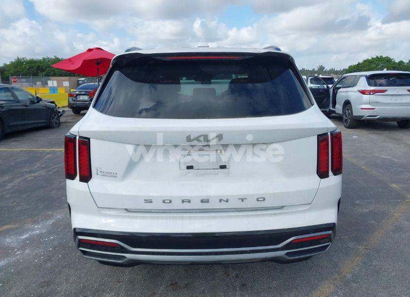 Photo 16 of 2022 Kia Sorento S (VIN 5XYRL4LC2NG157297)