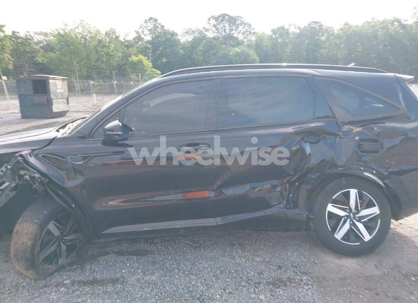 Photo 14 of 2023 Kia Sorento S (VIN 5XYRL4LC2PG188598)