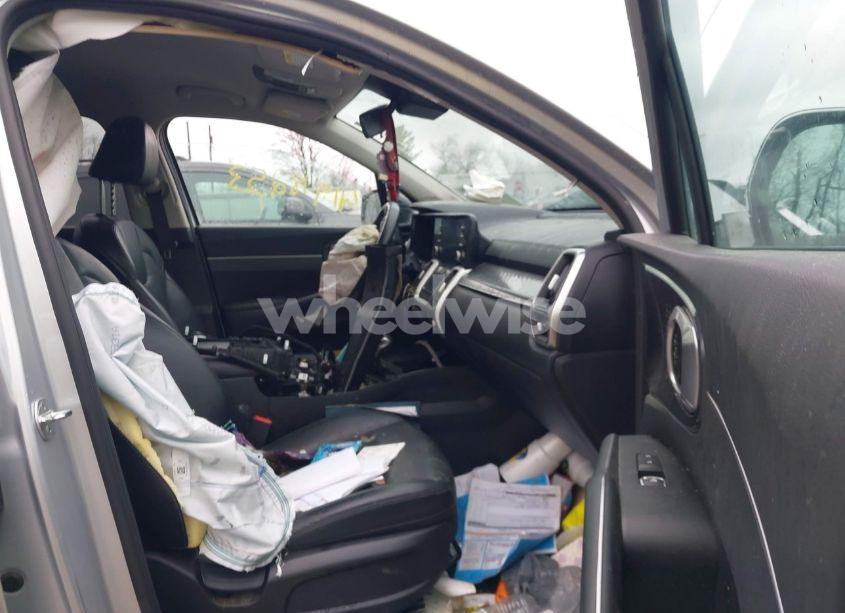 Photo 5 of 2021 Kia Sorento S (VIN 5XYRL4LC3MG020870)