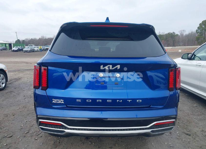 Photo 16 of 2022 Kia Sorento S (VIN 5XYRL4LC3NG085607)