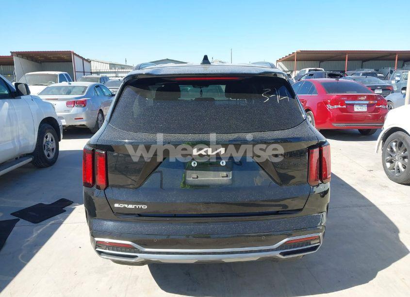 Photo 16 of 2023 Kia Sorento S (VIN 5XYRL4LC3PG221978)