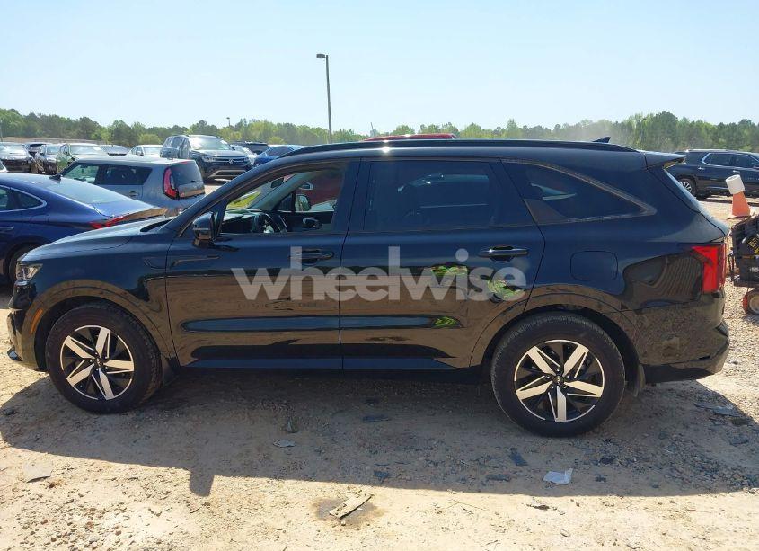 Photo 14 of 2022 Kia Sorento S (VIN 5XYRL4LC5NG146164)