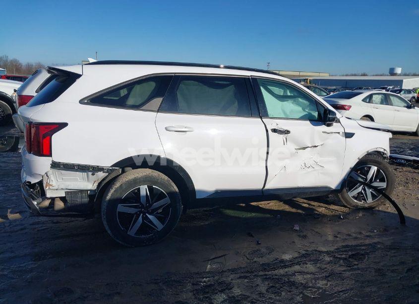 Photo 13 of 2021 Kia Sorento S (VIN 5XYRL4LC6MG008048)