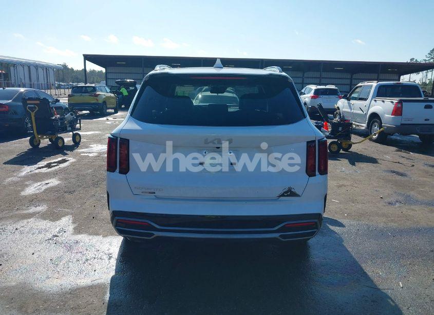 Photo 16 of 2023 Kia Sorento S (VIN 5XYRL4LC6PG218962)