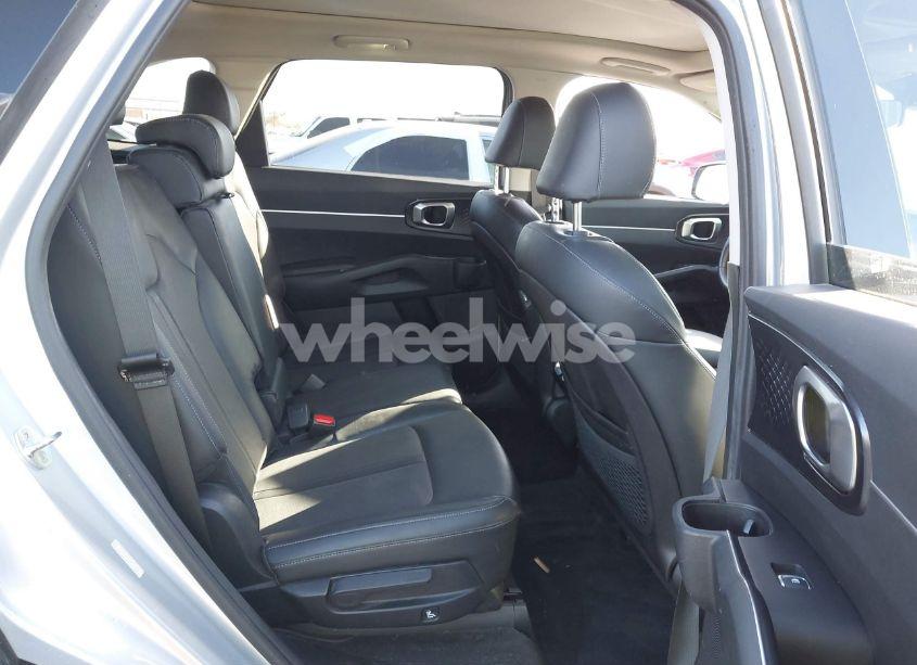 Photo 8 of 2022 Kia Sorento S (VIN 5XYRL4LC7NG075601)