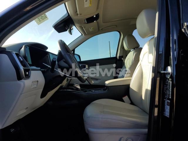 Photo 7 of 2022 KIA SORENTO S (VIN 5XYRL4LC7NG155965)