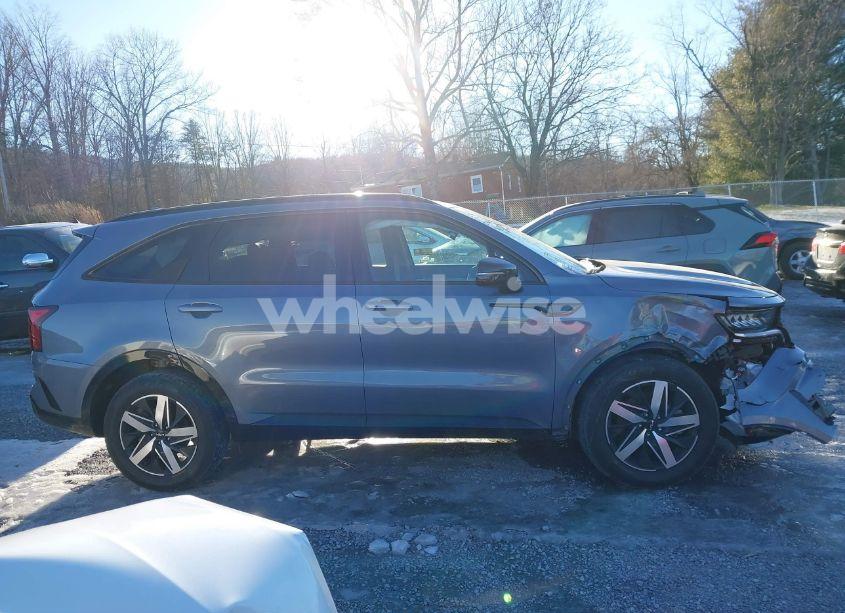 Photo 13 of 2022 Kia Sorento S (VIN 5XYRL4LC8NG142254)