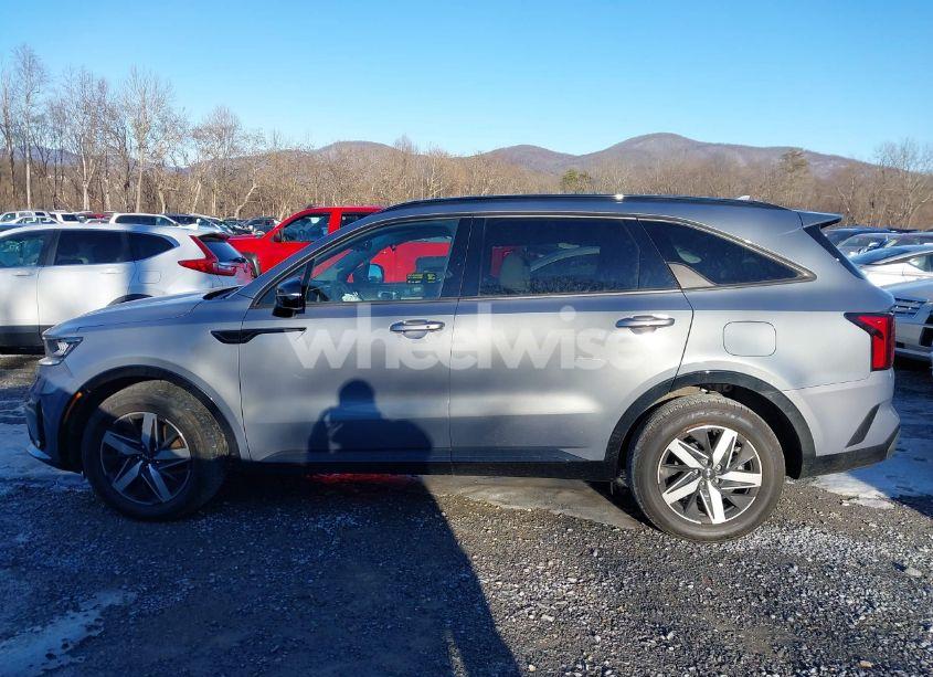Photo 14 of 2022 Kia Sorento S (VIN 5XYRL4LC8NG142254)