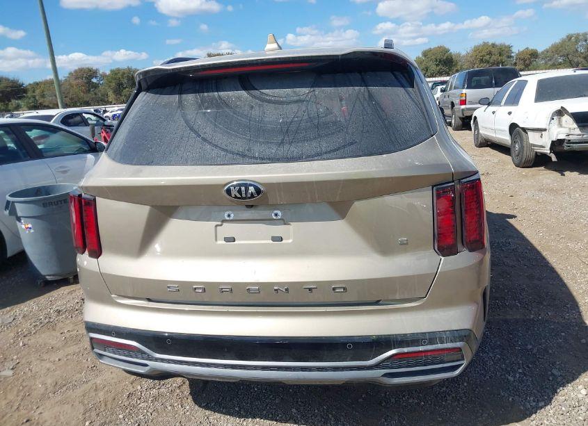 Photo 16 of 2021 Kia Sorento S (VIN 5XYRL4LCXMG004262)