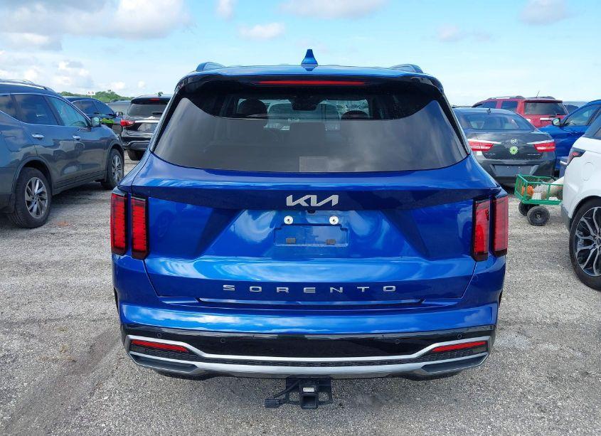 Photo 16 of 2022 Kia Sorento S (VIN 5XYRL4LCXNG122376)