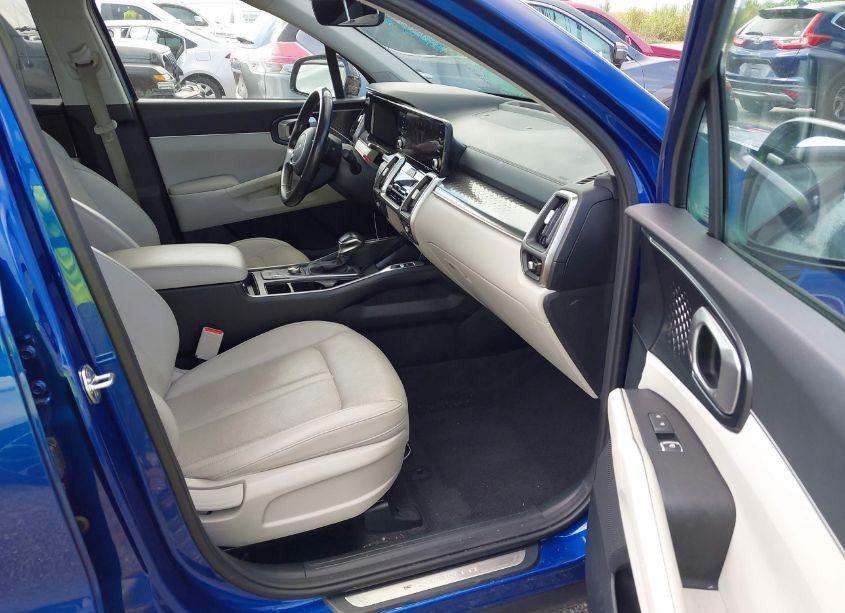 Photo 5 of 2022 Kia Sorento S (VIN 5XYRL4LCXNG122376)