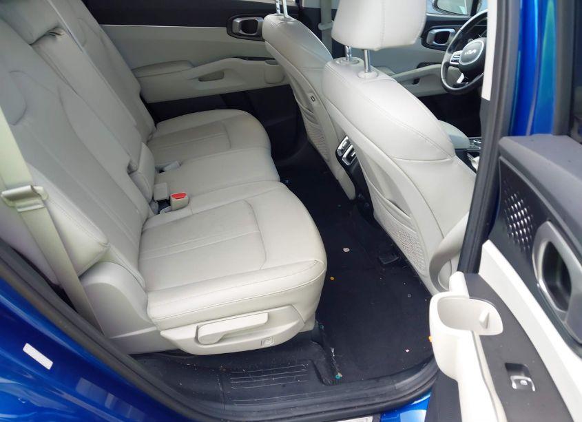 Photo 8 of 2022 Kia Sorento S (VIN 5XYRL4LCXNG122376)