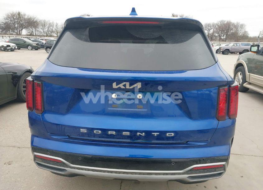 Photo 16 of 2022 Kia Sorento S (VIN 5XYRL4LCXNG159816)