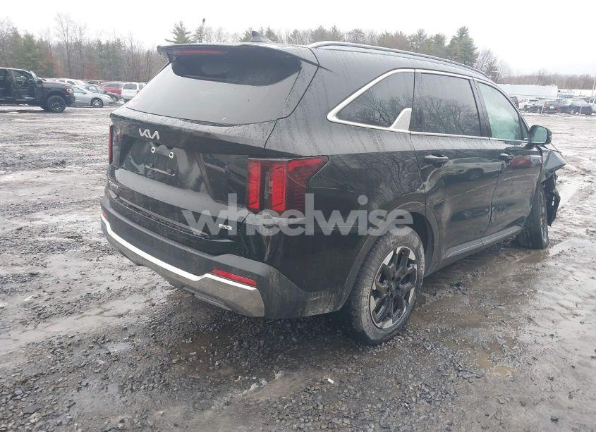 Photo 4 of 2024 Kia Sorento S (VIN 5XYRLDJC1RG275589)
