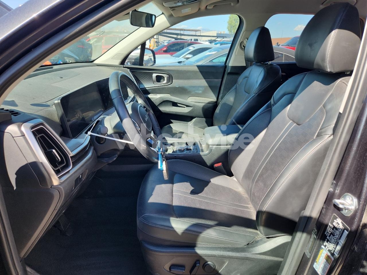 Photo 7 of 2024 KIA SORENTO S (VIN 5XYRLDJC4RG288997)