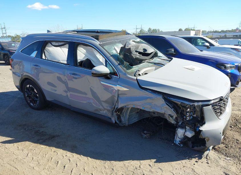 Photo 17 of 2024 Kia Sorento S (VIN 5XYRLDJC6RG293635)