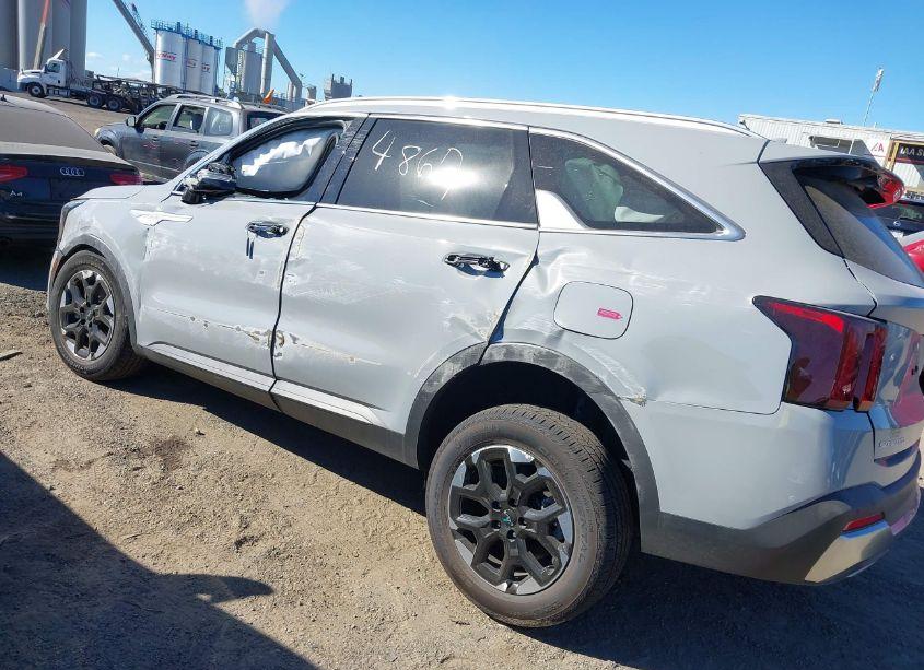 Photo 18 of 2024 Kia Sorento S (VIN 5XYRLDJC6RG293635)