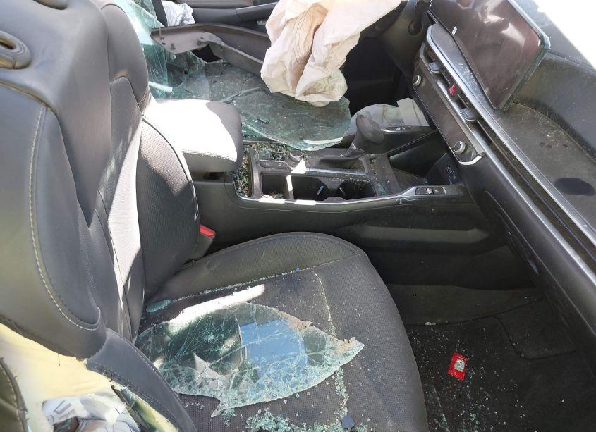 Photo 5 of 2024 Kia Sorento S (VIN 5XYRLDJC6RG293635)