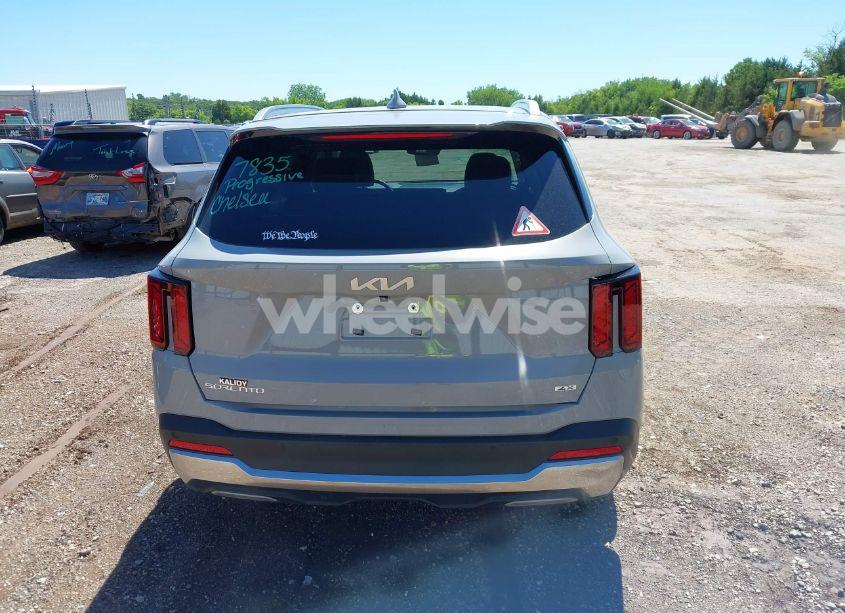 Photo 17 of 2024 Kia Sorento S (VIN 5XYRLDJC8RG293054)