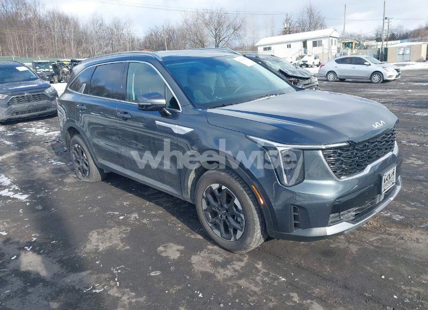 2025 Kia Sorento S (VIN 5XYRLDJCXSG319076) main photo