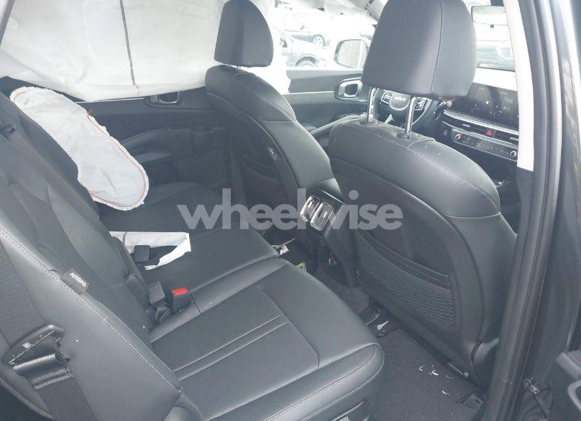 Photo 8 of 2025 Kia Sorento S (VIN 5XYRLDJCXSG319076)