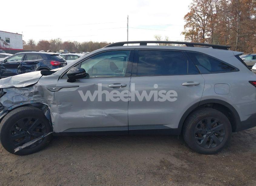 Photo 14 of 2023 Kia Sorento X-LINE S (VIN 5XYRLDLC0PG222795)