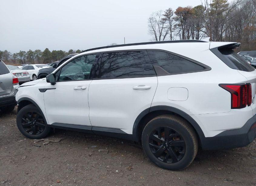 Photo 14 of 2021 Kia Sorento S (VIN 5XYRLDLC2MG004370)
