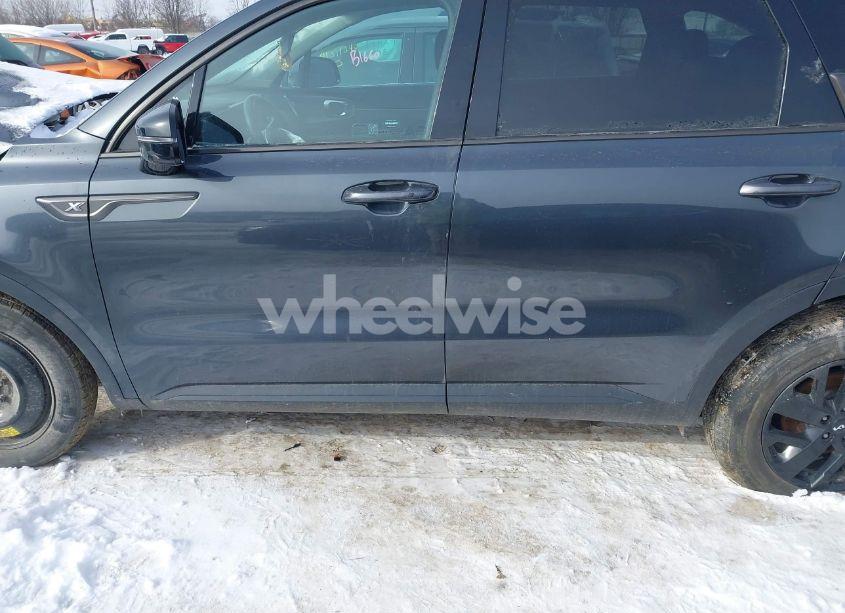 Photo 15 of 2022 Kia Sorento X-LINE S (VIN 5XYRLDLC2NG157333)