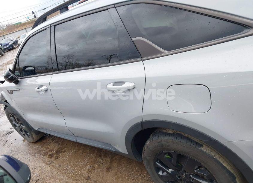 Photo 14 of 2022 Kia Sorento X-LINE S (VIN 5XYRLDLC4NG125936)