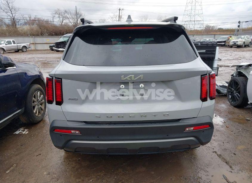 Photo 16 of 2022 Kia Sorento X-LINE S (VIN 5XYRLDLC4NG125936)