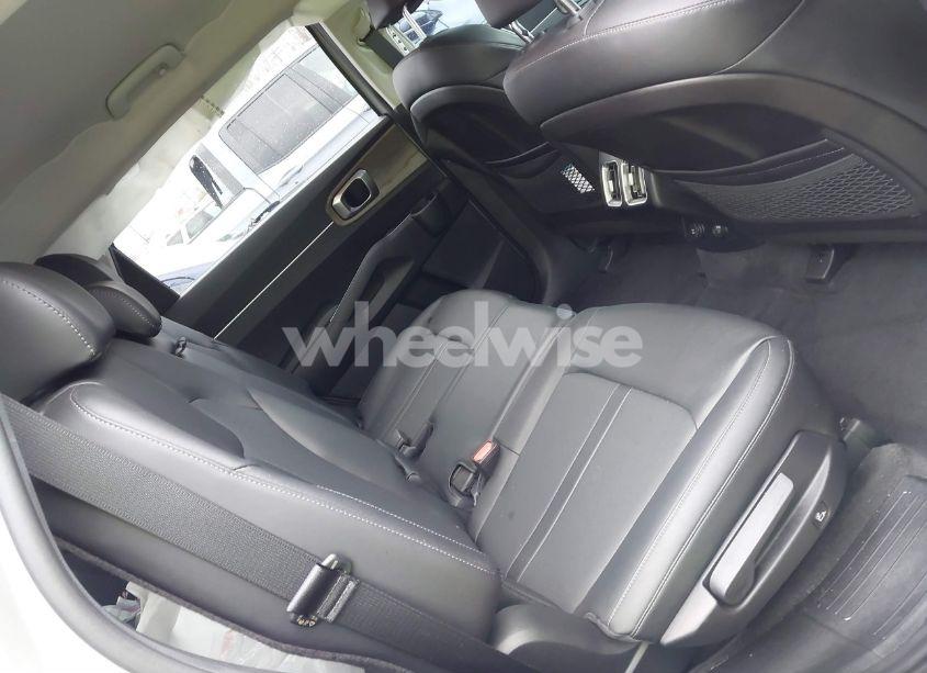 Photo 8 of 2022 Kia Sorento X-LINE S (VIN 5XYRLDLC4NG125936)