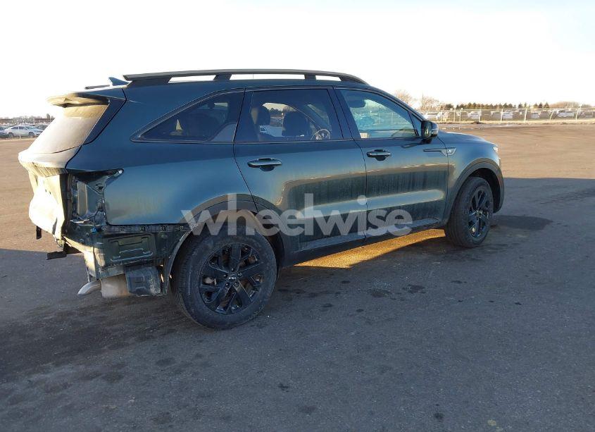 Photo 4 of 2023 Kia Sorento X-LINE S (VIN 5XYRLDLC4PG195407)