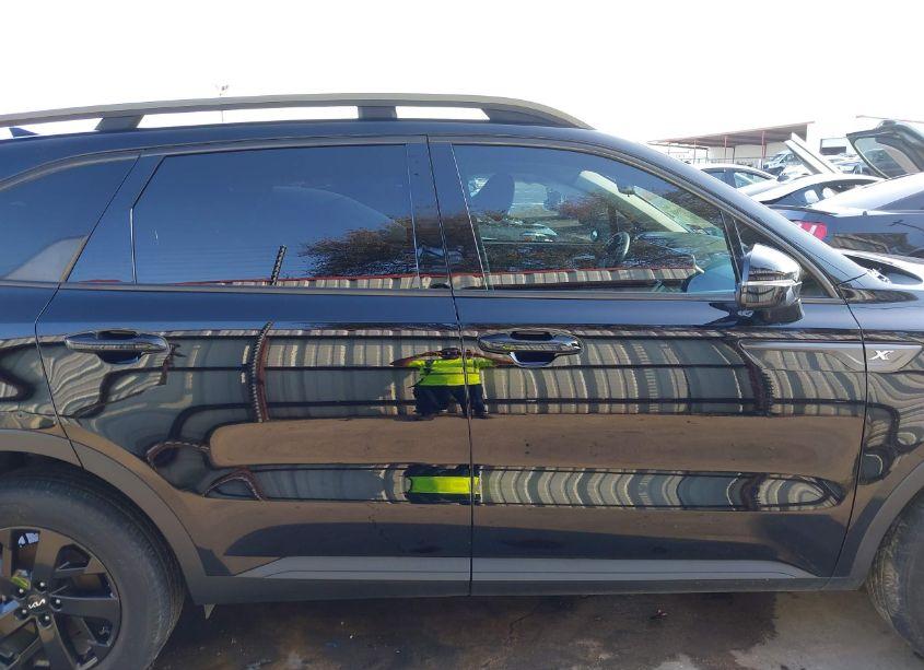 Photo 13 of 2023 Kia Sorento X-LINE S (VIN 5XYRLDLC6PG207105)