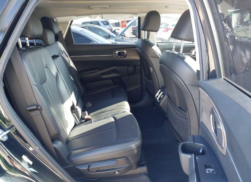 Photo 8 of 2023 Kia Sorento X-LINE S (VIN 5XYRLDLC6PG207105)