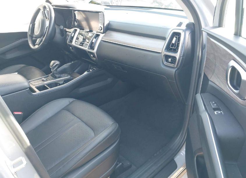 Photo 5 of 2022 Kia Sorento X-LINE S (VIN 5XYRLDLC7NG131052)