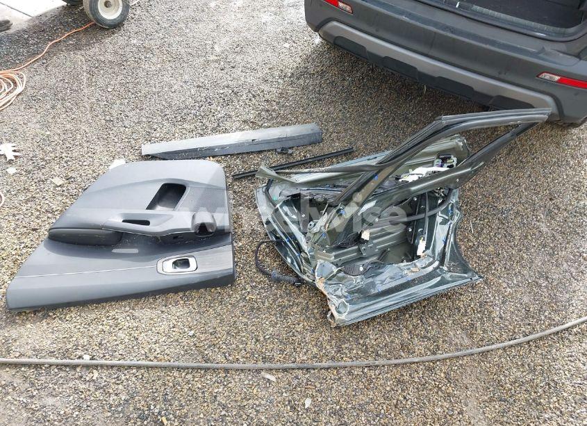 Photo 12 of 2023 Kia Sorento X-LINE S (VIN 5XYRLDLC9PG230491)