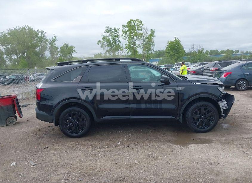 Photo 14 of 2023 Kia Sorento X-LINE S (VIN 5XYRLDLC9PG235982)