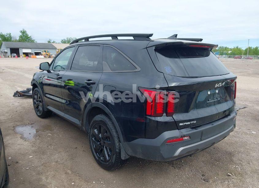 Photo 3 of 2023 Kia Sorento X-LINE S (VIN 5XYRLDLC9PG235982)