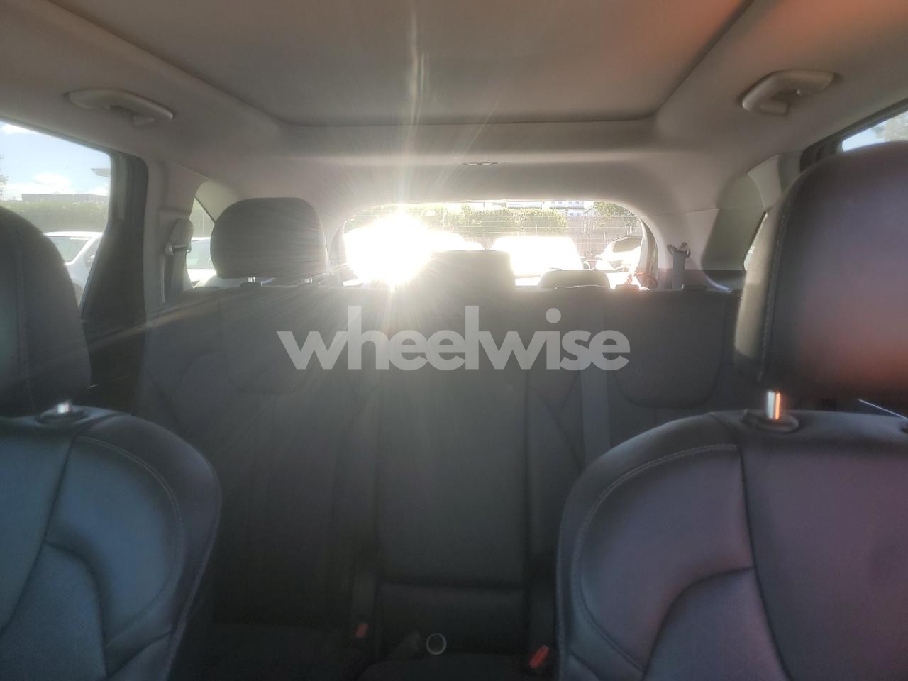 Photo 10 of 2022 KIA SORENTO S (VIN 5XYRLDLCXNG124841)