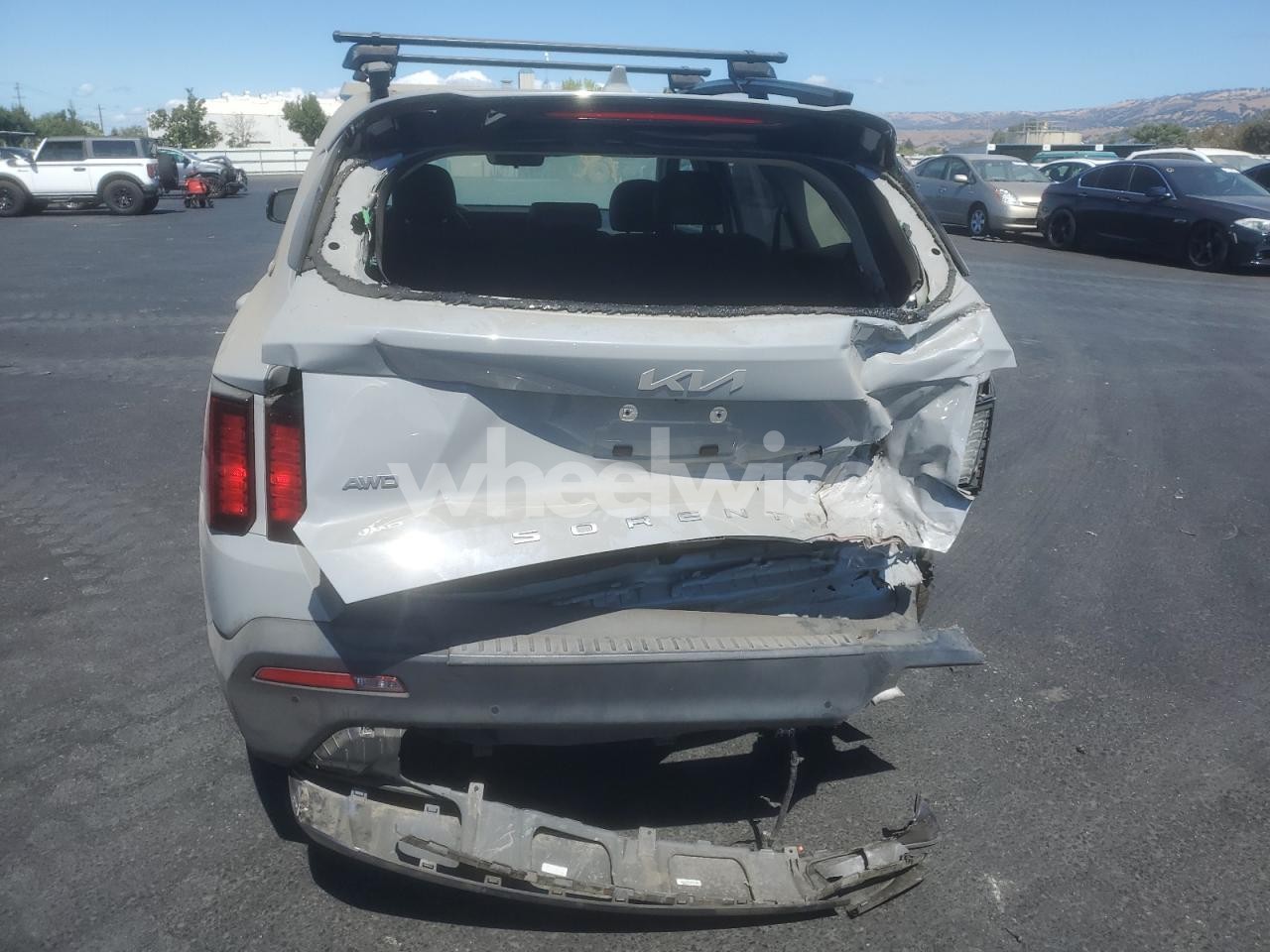 Photo 6 of 2022 KIA SORENTO S (VIN 5XYRLDLCXNG124841)