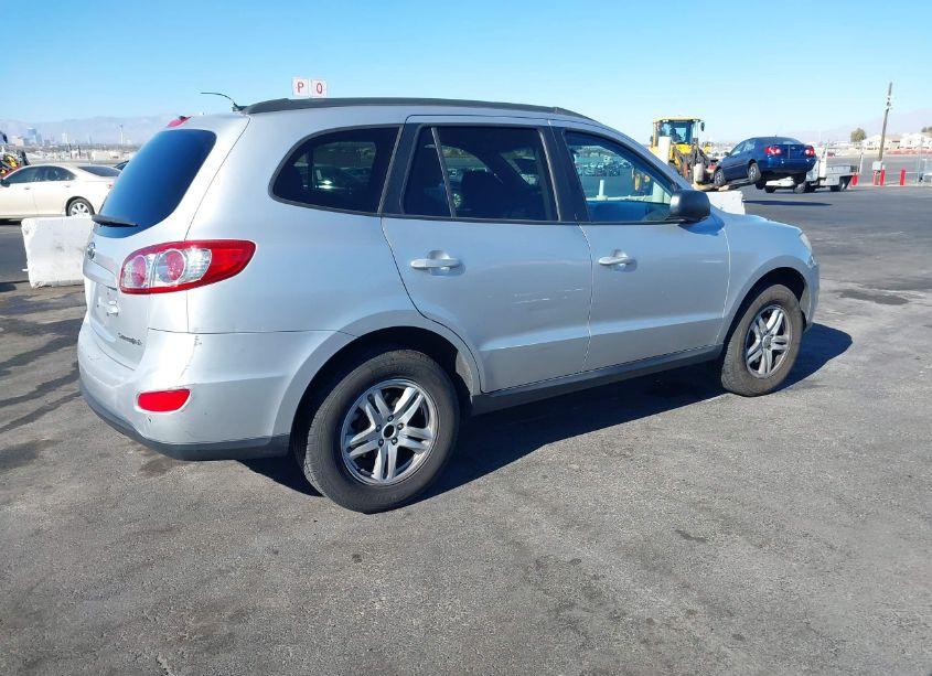 Photo 4 of 2011 Hyundai Santa FE GLS (VIN 5XYZG3AB0BG006480)
