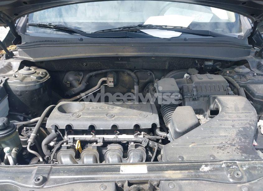 Photo 10 of 2012 Hyundai Santa FE GLS (VIN 5XYZG3AB2CG116657)