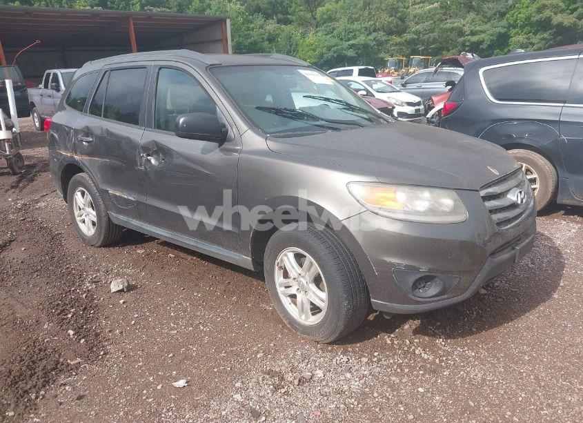 2012 Hyundai Santa FE GLS (VIN 5XYZG3AB2CG125181) main photo