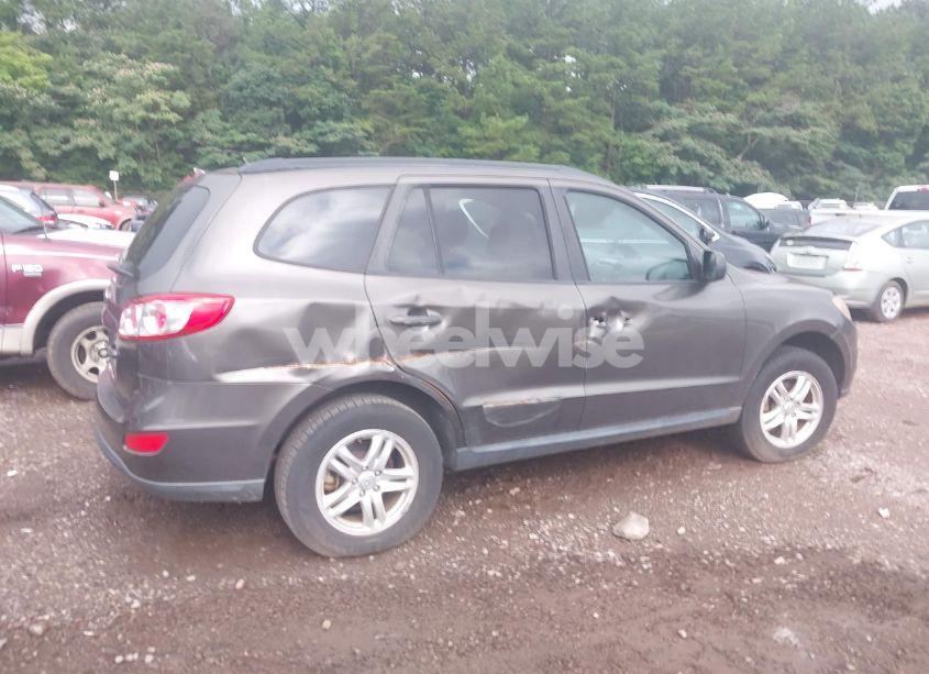 Photo 6 of 2012 Hyundai Santa FE GLS (VIN 5XYZG3AB2CG125181)