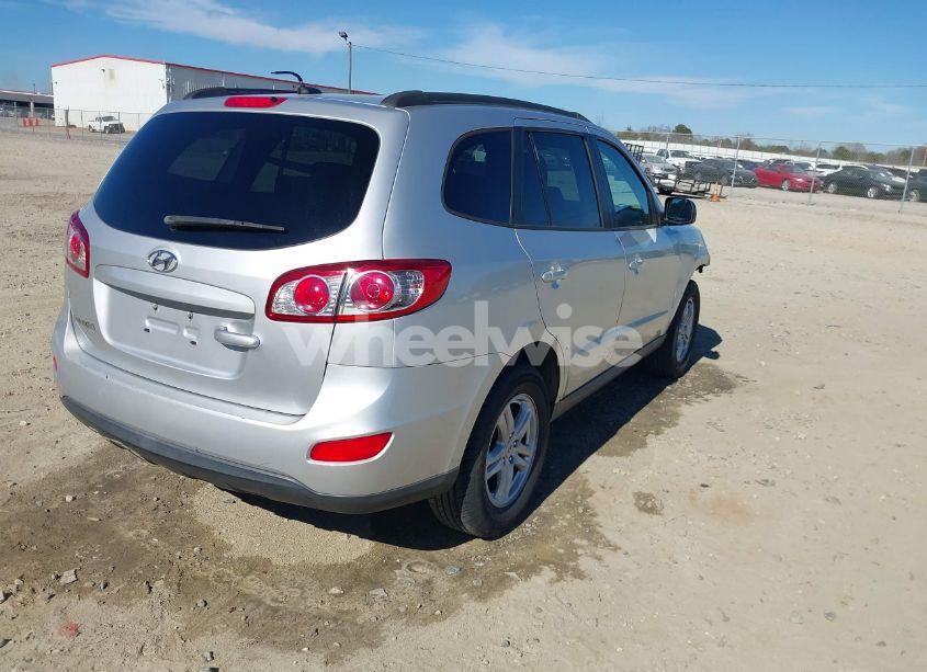 Photo 4 of 2012 Hyundai Santa FE GLS (VIN 5XYZG3AB4CG096640)