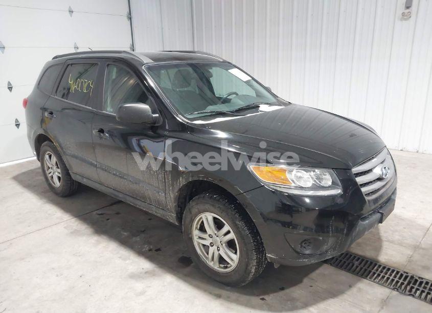 2012 Hyundai Santa FE GLS (VIN 5XYZG3AB5CG145232) main photo